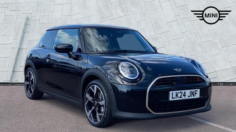 Used Mini Cooper S Hatch 201 HP (147 kW) 2024 Black Hatchback