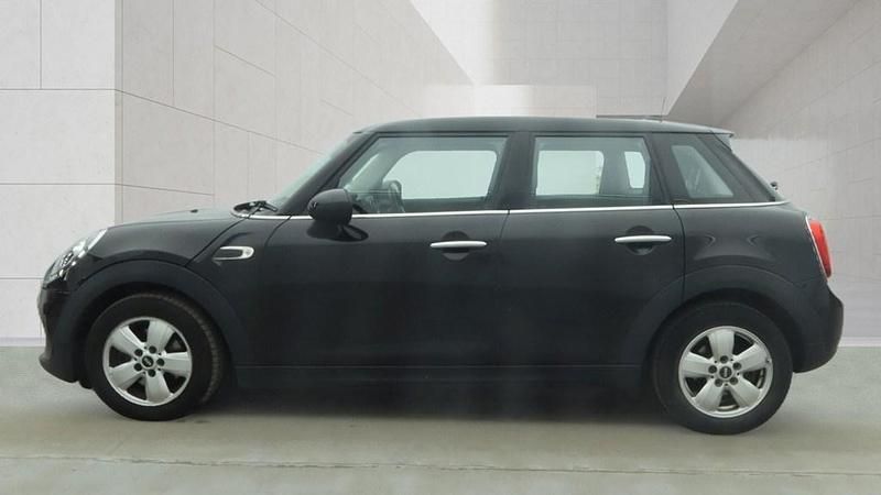 Used Mini Cooper D Hatch 2018 Black Hatchback