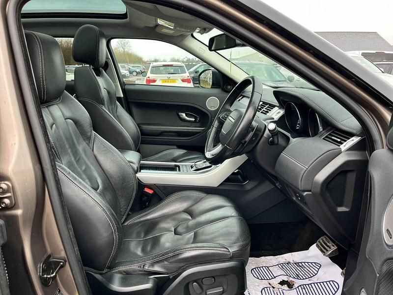 Used Land Rover Range Rover evoque Dynamic 2015 Brown Estate