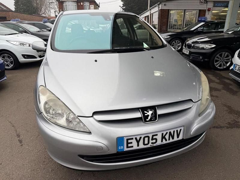Used Peugeot 307 109 HP (80 kW) 2005 Silver Hatchback