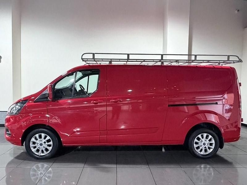Used Ford Transit Custom Limited 130 HP (95 kW) 2019 Red Van