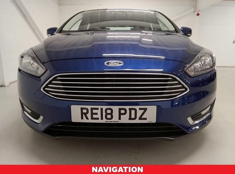 Used Ford Focus Titanium 125 HP (91 kW) 2018 Blue Hatchback