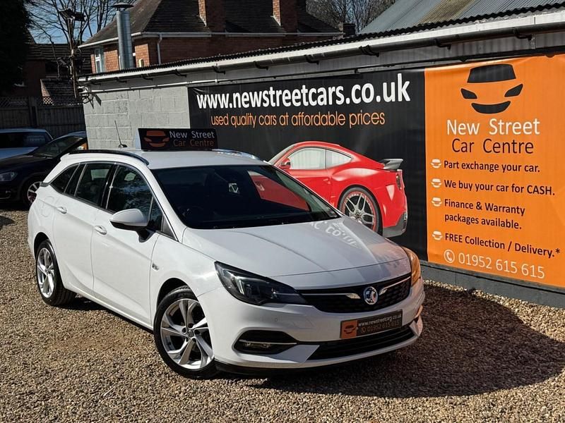 White Used 2020 Vauxhall Astra SRi Estate | £10,384 (Fair price) - Image 1/3