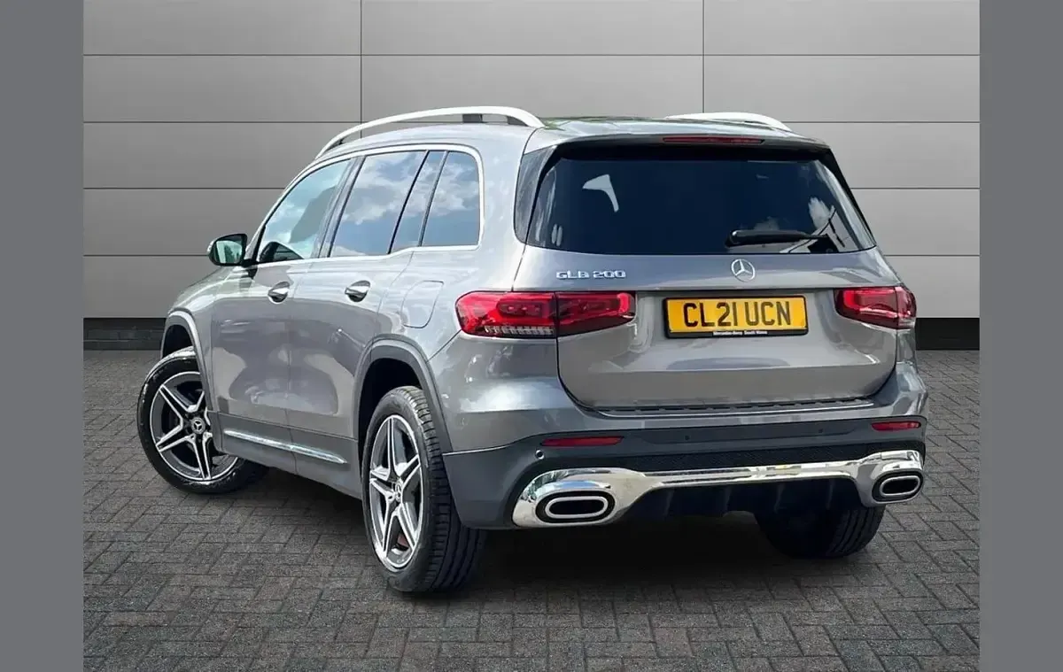 Used Mercedes GLB200 AMG Line Premium 161 HP (118 kW) 2021 Grey SUV