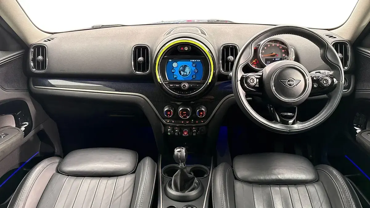 Used Mini Cooper Countryman Exclusive 136 HP (100 kW) 2019 Blue SUV