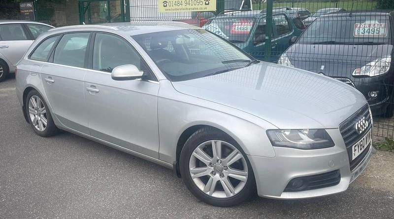Used Audi A4 143 HP (105 kW) 2010 Silver Estate