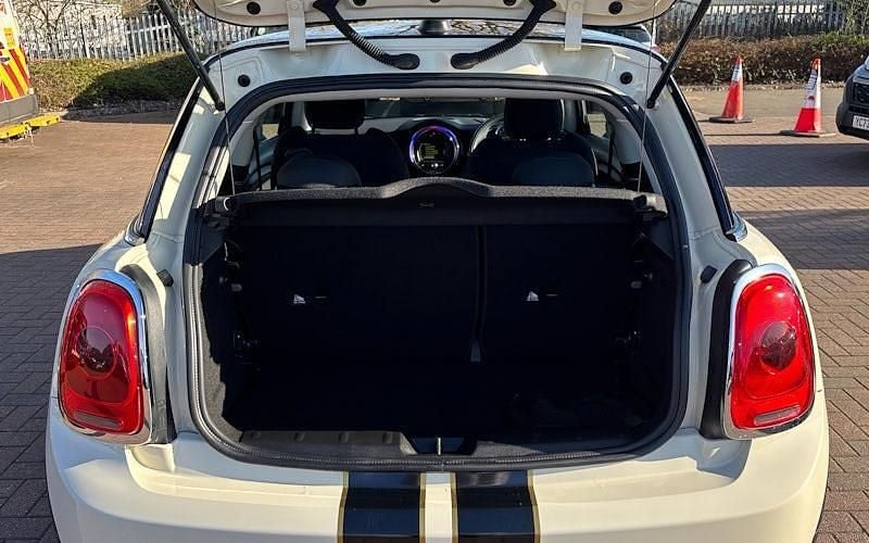 Used Mini Cooper Hatch 136 HP (100 kW) 2017 Hatchback