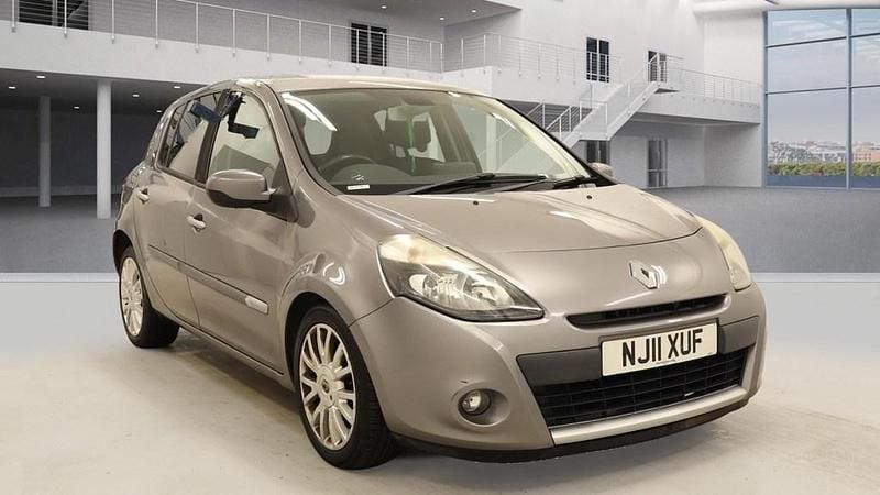 Used Renault Clio II Dynamique 2011 Grey Hatchback