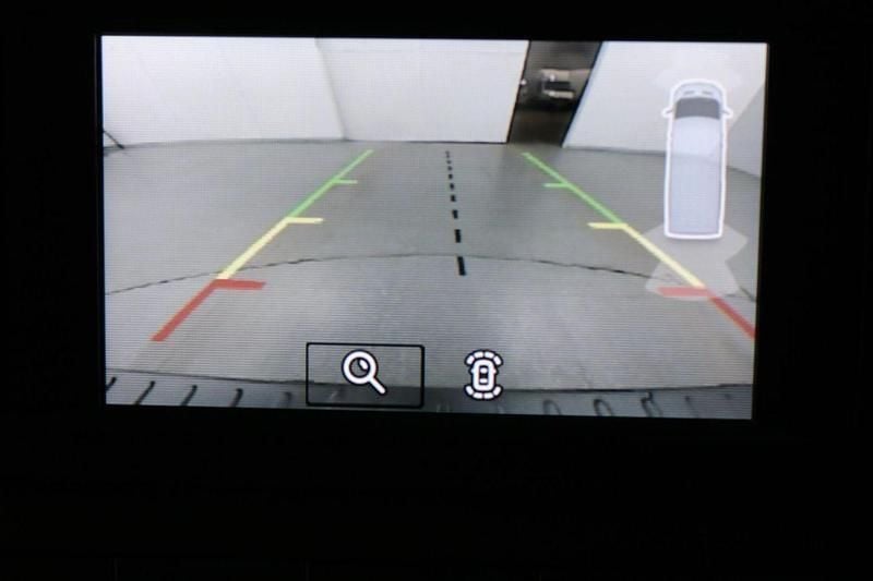 Image 2/4