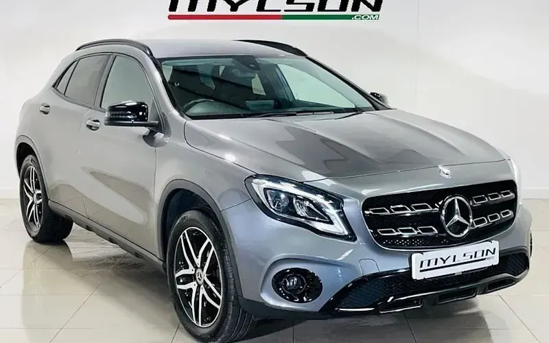 Used Mercedes GLA180 Urban 122 HP (89 kW) 2019 SUV