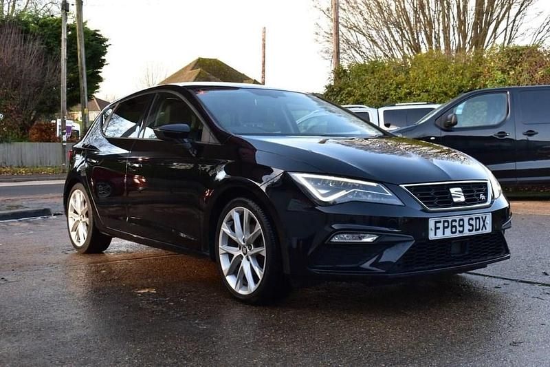 Black Used 2019 Seat Leon FR Hatchback | £11,950 (Fair price) - Image 1/4