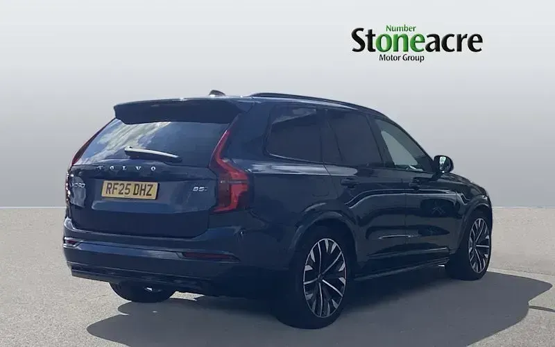 Used Volvo XC90 Ultra 250 HP (183 kW) 2025 Blue SUV