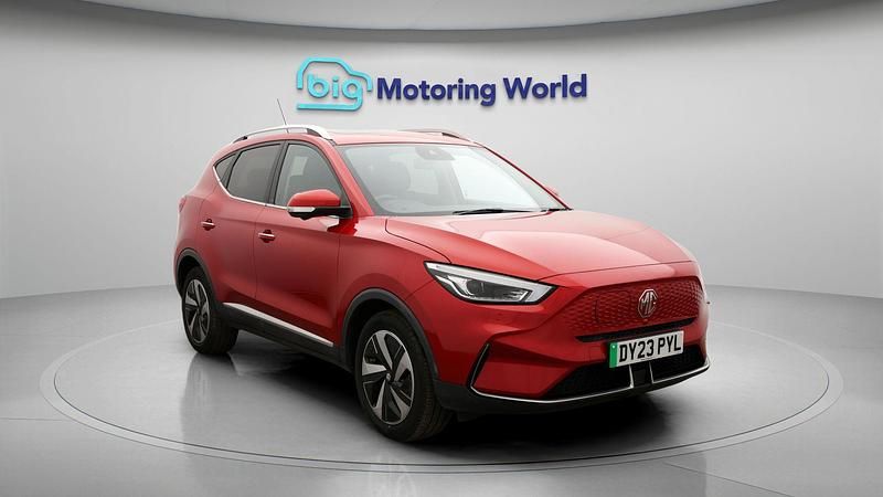 Used MG ZS Trophy 114 kW (156 HP) 2023 Red SUV