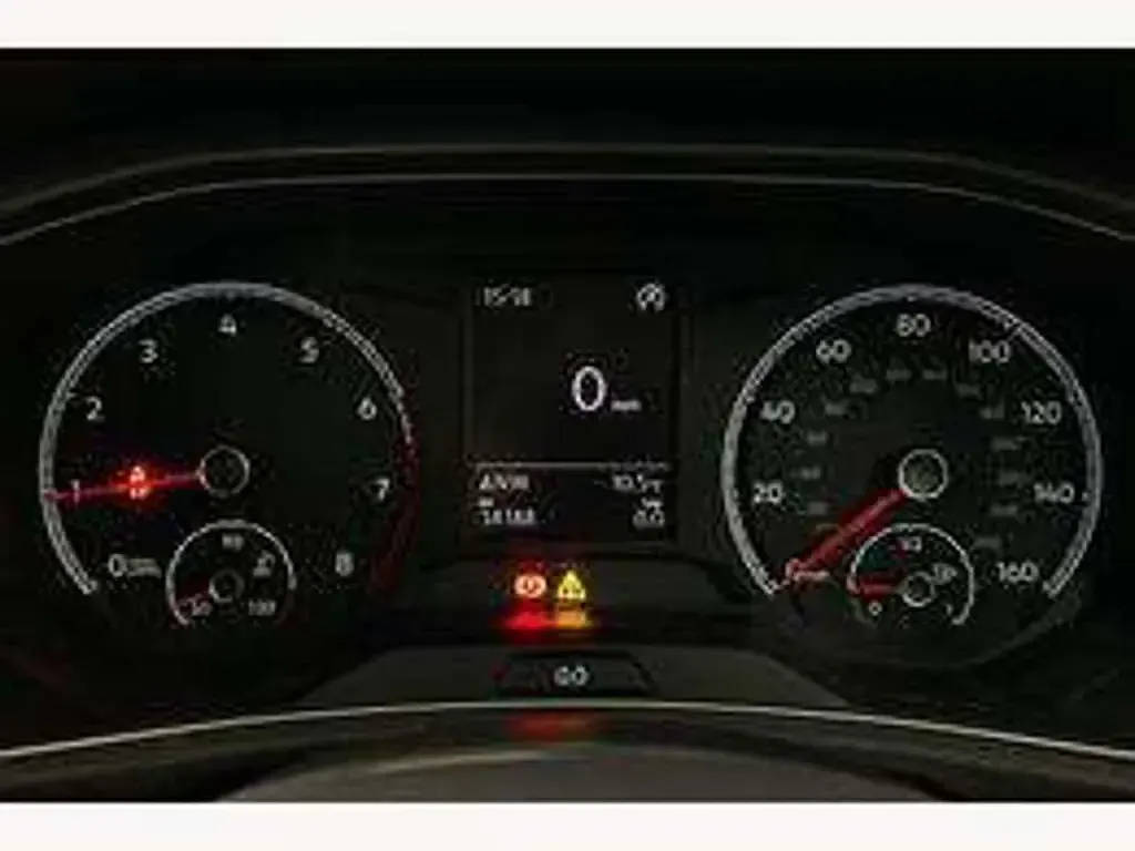 Used VW T-Roc Active 110 HP (80 kW) 2022 Grey SUV