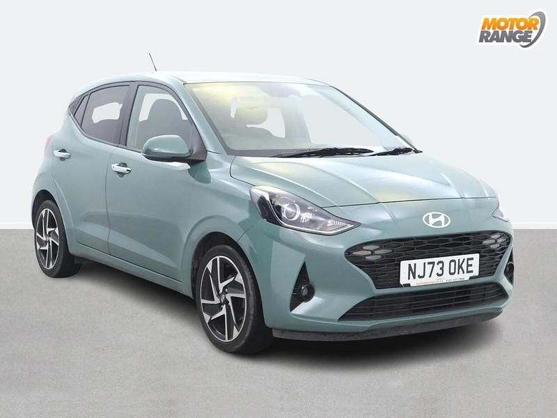 Green Used 2023 Hyundai i10 Premium Hatchback | £13,895 (Fair price) - Image 1/4