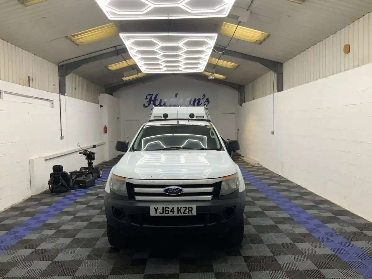 Used Ford Ranger XL 150 HP (110 kW) 2015 White Pickup