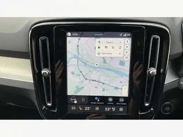 New Volvo XC40 Plus 161 HP (118 kW) 2027 SUV