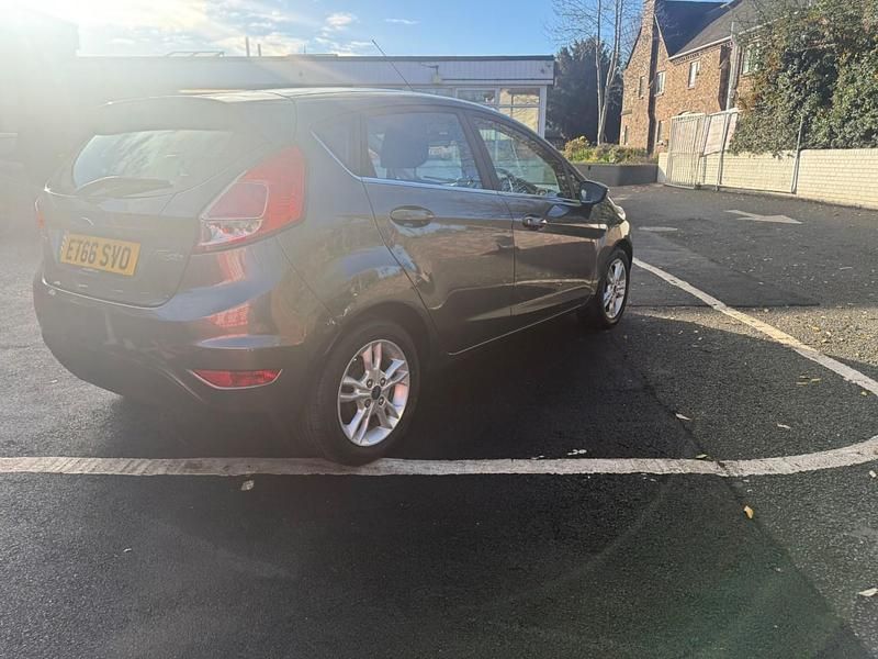 Used Ford Fiesta Zetec 2017 Grey Hatchback