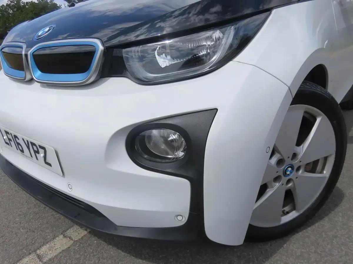 Used BMW i3 170 HP (125 kW) 2016 White Hatchback