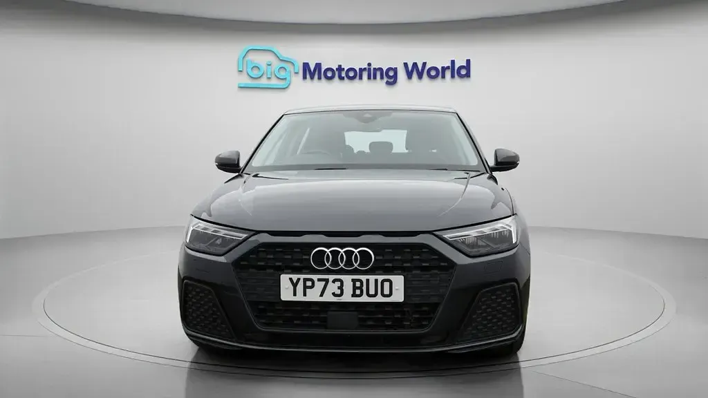 Second-hand Audi A1 Sportback 110 CP (80 kW) 2023 Gri Hatchback