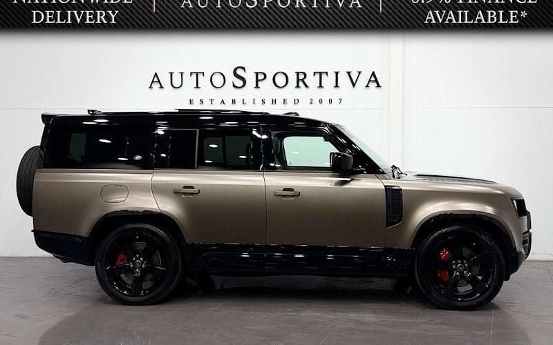 Used Land Rover Defender 400 HP (2024) in Fareham - £77,990 | AutoUncle