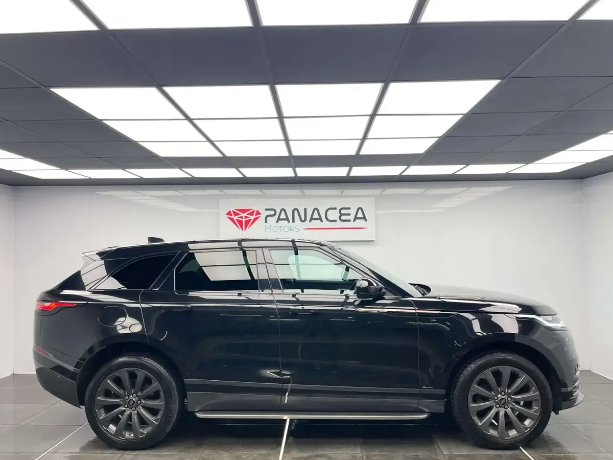 Used Land Rover Range Rover Velar SE Dynamic 180 HP (132 kW) 2018 Black SUV