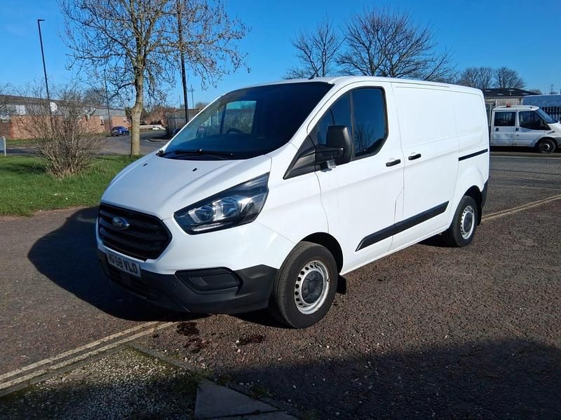 Used Ford Transit Custom 105 HP (77 kW) 2018 White Van