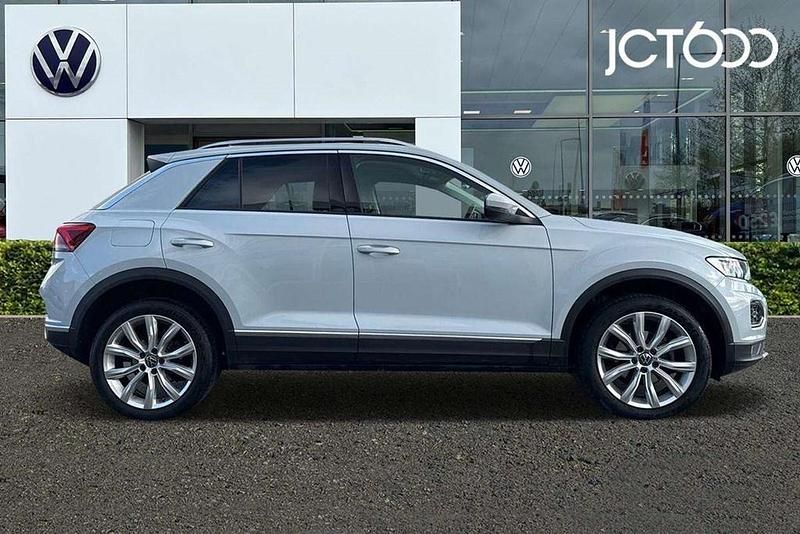 Usado VW T-Roc SEL 150 HP (110 kW) 2021 Prateado SUV