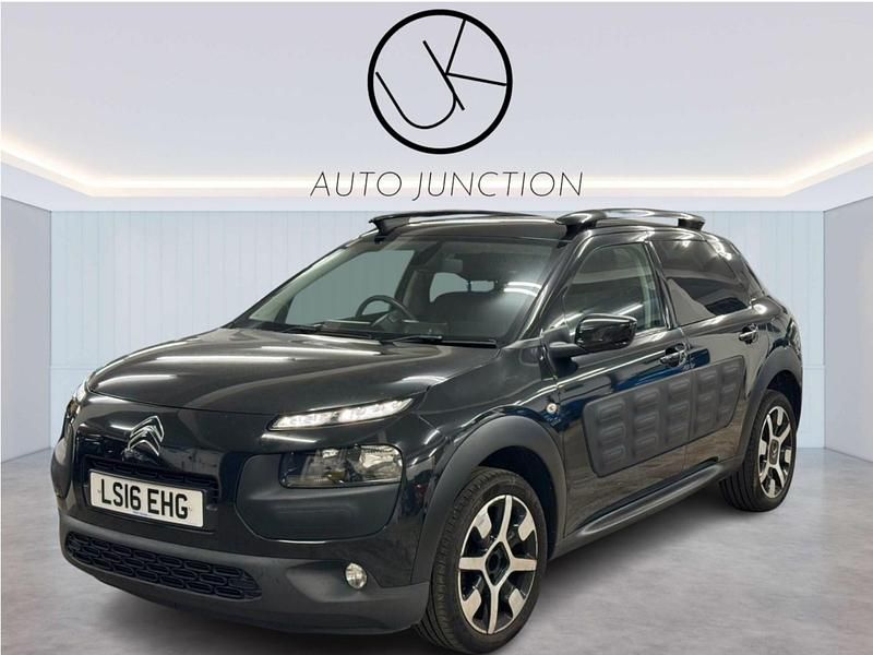 Black Used 2016 Citroën C4 Cactus Flair Hatchback | £5,499 (A bit pricey) - Image 1/4