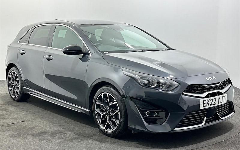 Used 2024 Kia Ceed GT-Line Hatchback | £16,559 (Fair price) - Image 1/3
