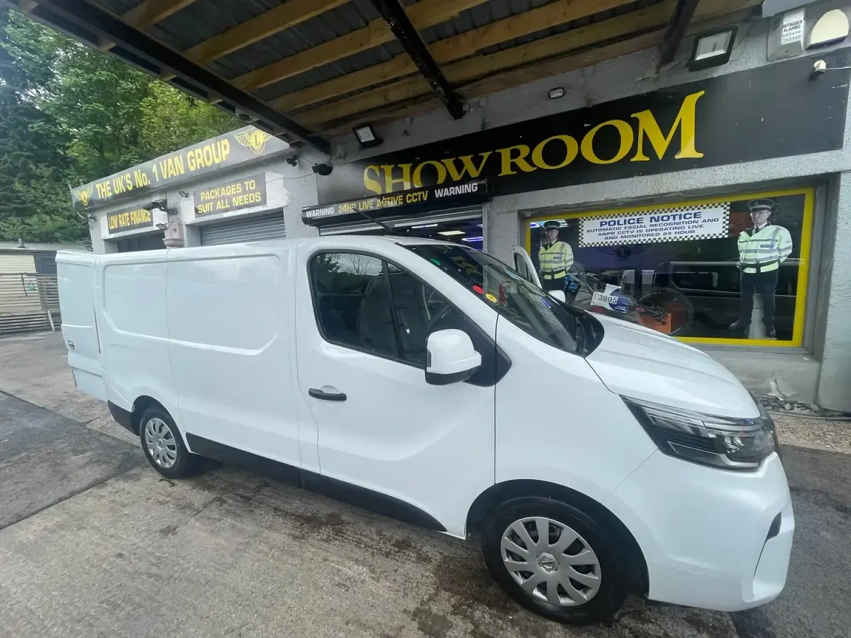 Used Nissan Primastar Acenta 110 HP (80 kW) 2023 White MPV