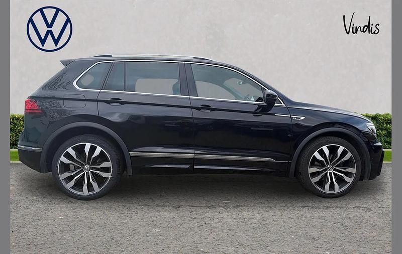 Used VW Tiguan R-line 150 HP (110 kW) 2020 Black SUV