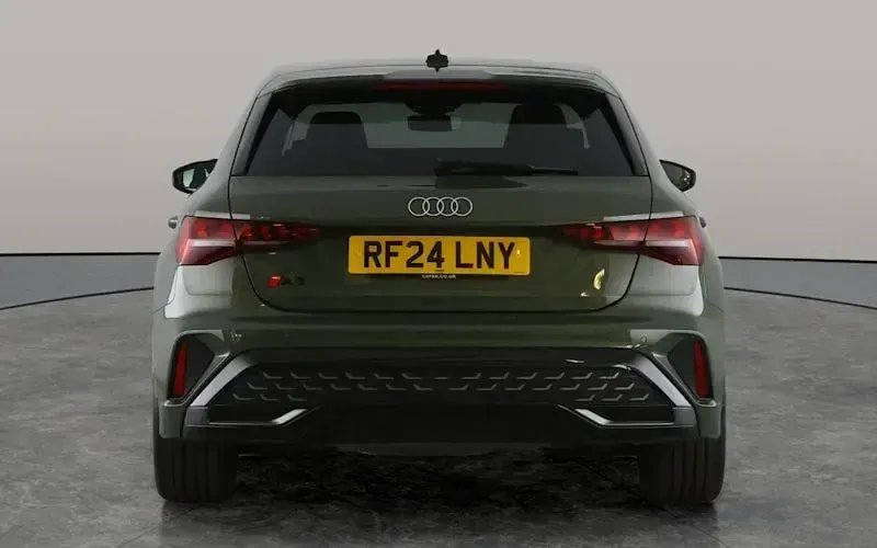 Used Audi A3 Sportback S-Line 150 HP (110 kW) 2024 Green Hatchback