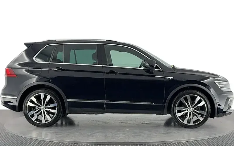 Used VW Tiguan R-line 150 HP (110 kW) 2018 Black SUV