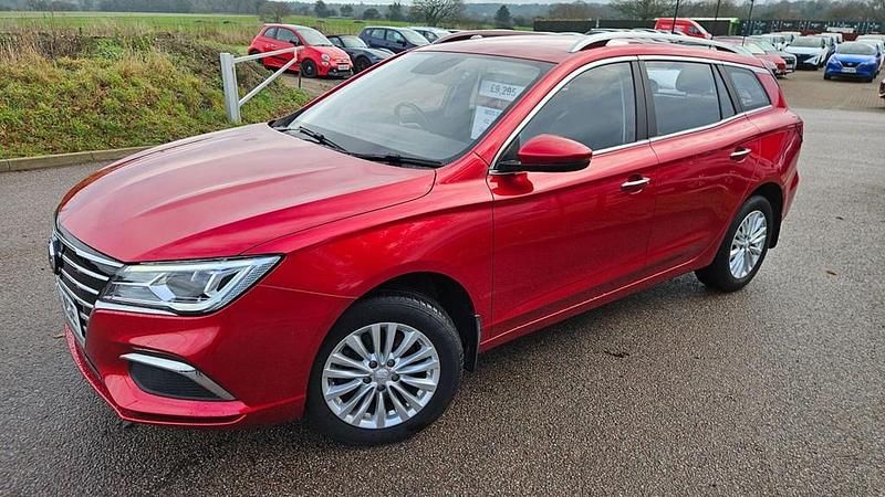 Used MG MG5 EV Exclusive 114 kW (156 HP) 2021 Red Estate