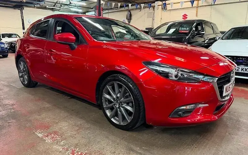 Used Mazda 3 Inclusive 120 HP (88 kW) 2017 Hatchback