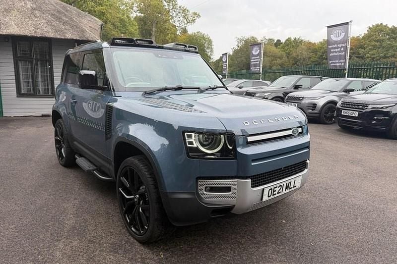 Used 2021 Land Rover Defender SE Hatchback | £47,495 (Good price) - Image 1/1
