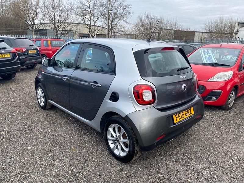 Used Smart ForFour Passion Premium 71 HP (52 kW) 2015 Grey Hatchback