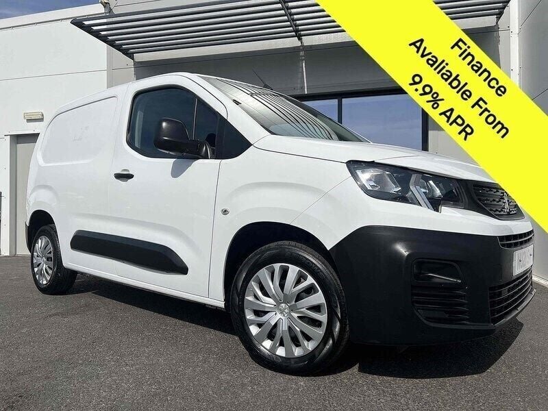 White Used 2021 Peugeot Partner MPV | £6,800 (Super price) - Image 1/3