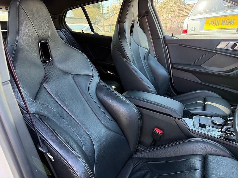 Used BMW M135 Sport Line 2020 Alpine white Hatchback