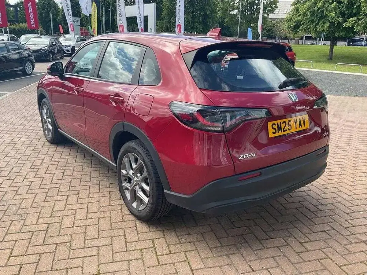 Used Honda ZR-V Elegance 184 HP (135 kW) 2025 Radiant ruby red SUV