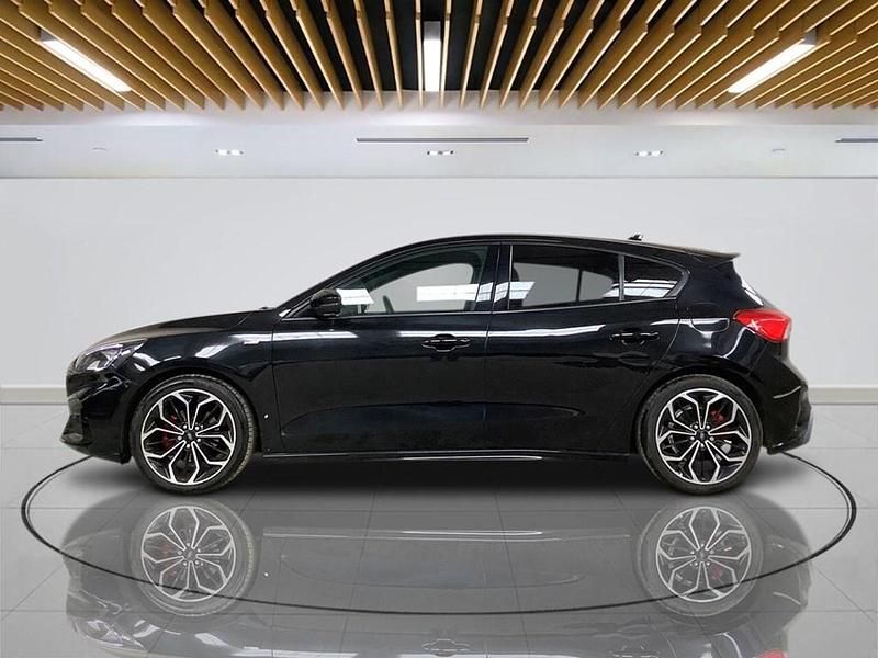 Used Ford Focus ST-Line X 125 HP (91 kW) 2020 Black Hatchback