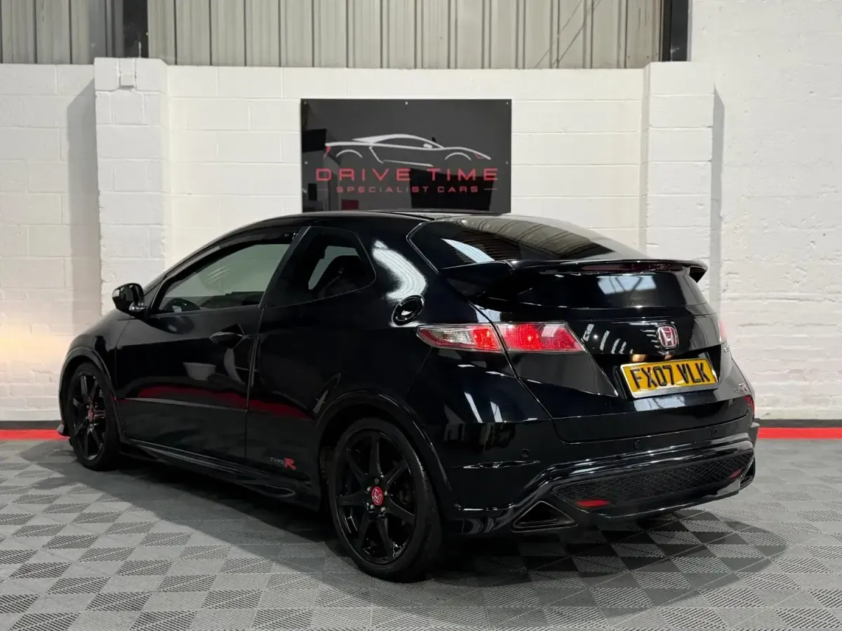 Begagnad Honda Civic Type R GT 2007 Svart Halvkombi