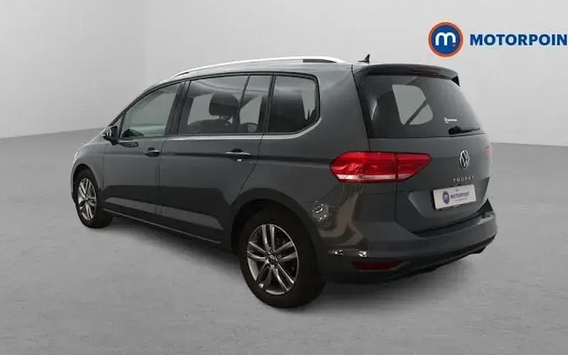 Used VW Touran Match 150 HP (110 kW) 2025 Grey MPV