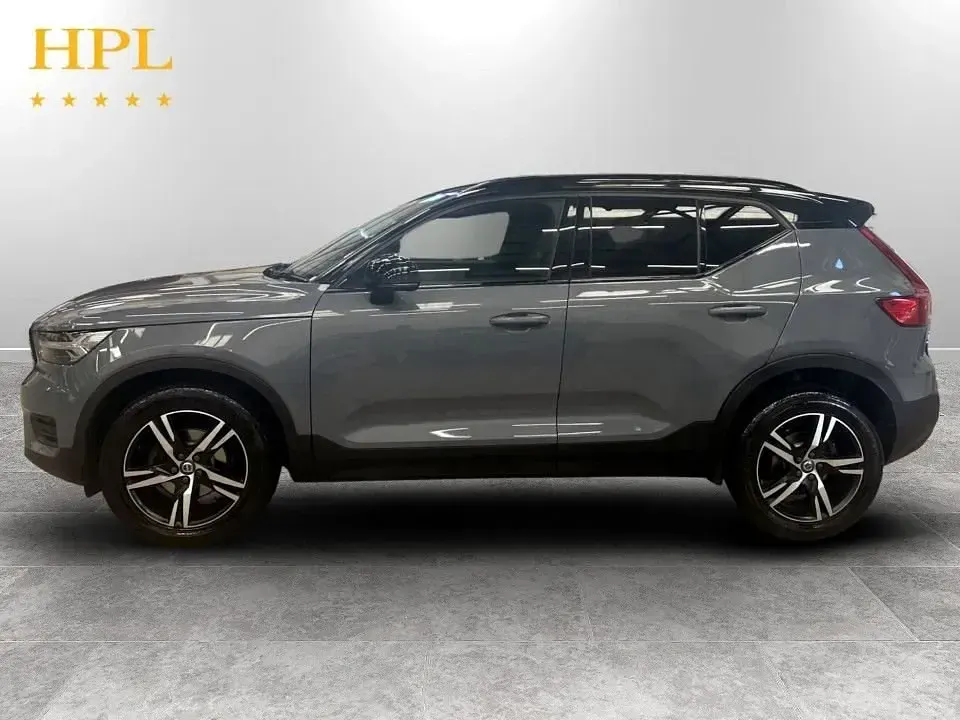 Usado Volvo XC40 R-Design 163 HP (119 kW) 2021 Cinzento SUV