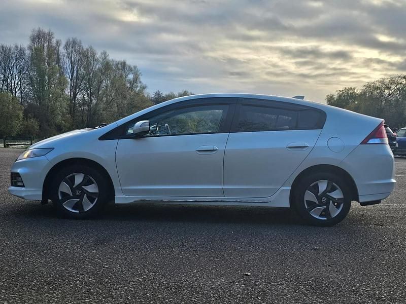 Used Honda Insight Hybrid 2023 White Hatchback