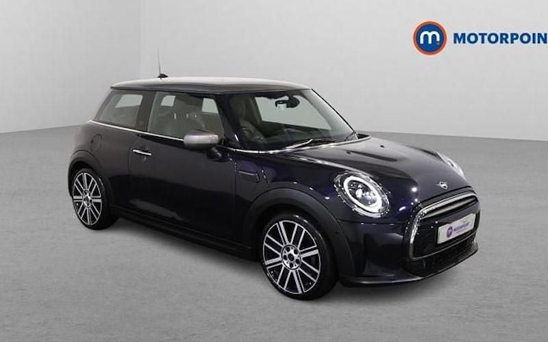 Used Mini Cooper Exclusive 136 HP (100 kW) 2022 Blue/black Hatchback