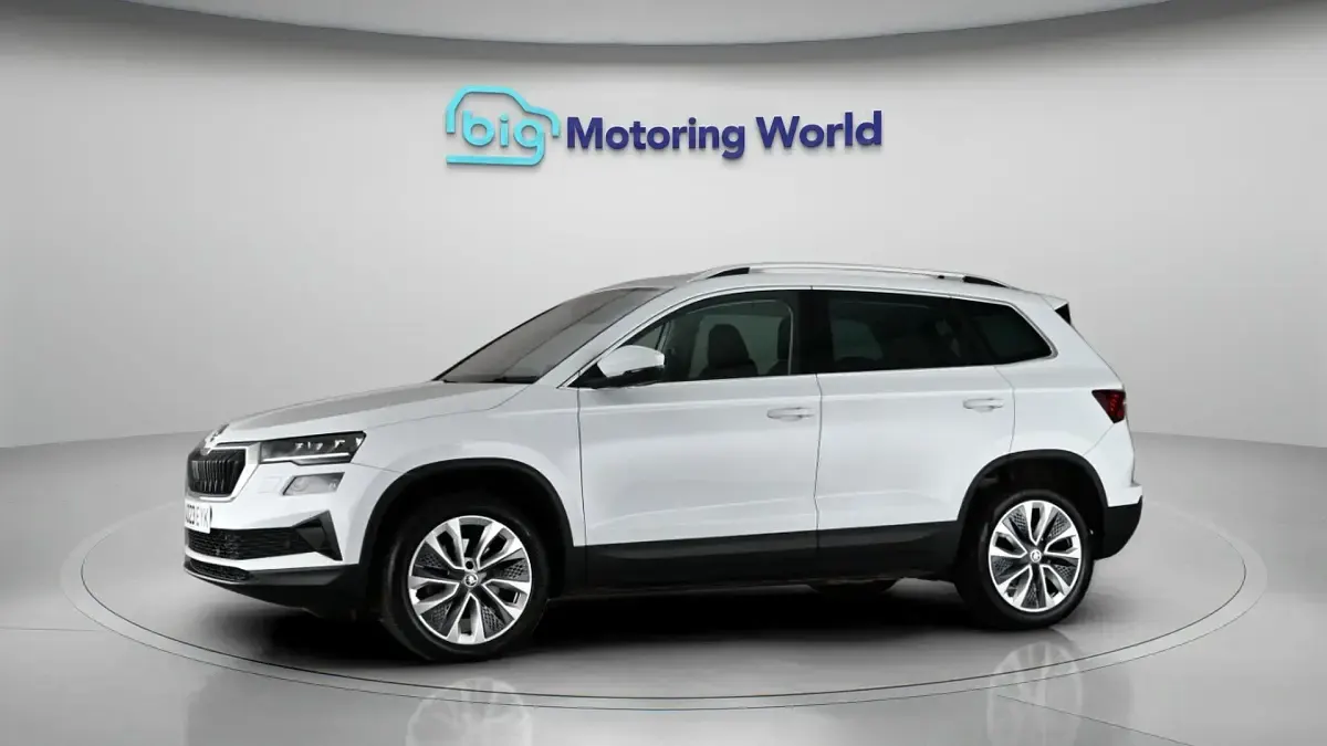 Used Skoda Karoq SE L 150 HP (110 kW) 2023 White SUV