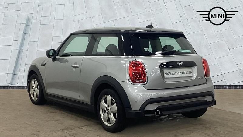 Used Mini Cooper Classic 134 HP (98 kW) 2023 Silver Hatchback