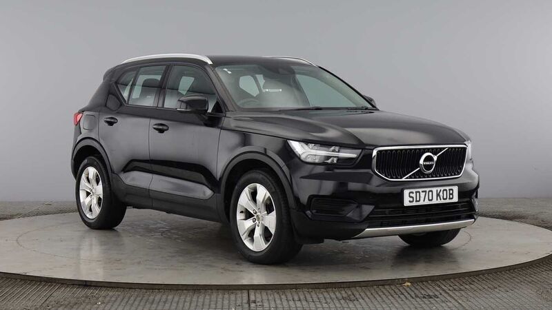 Used 2021 Volvo XC40 Momentum SUV | £18,490 (Fair price) - Image 1/4